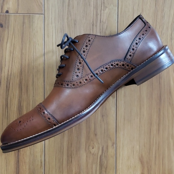 Johnston & Murphy Cap Toe Oxford Shoes - Picture 5 of 8